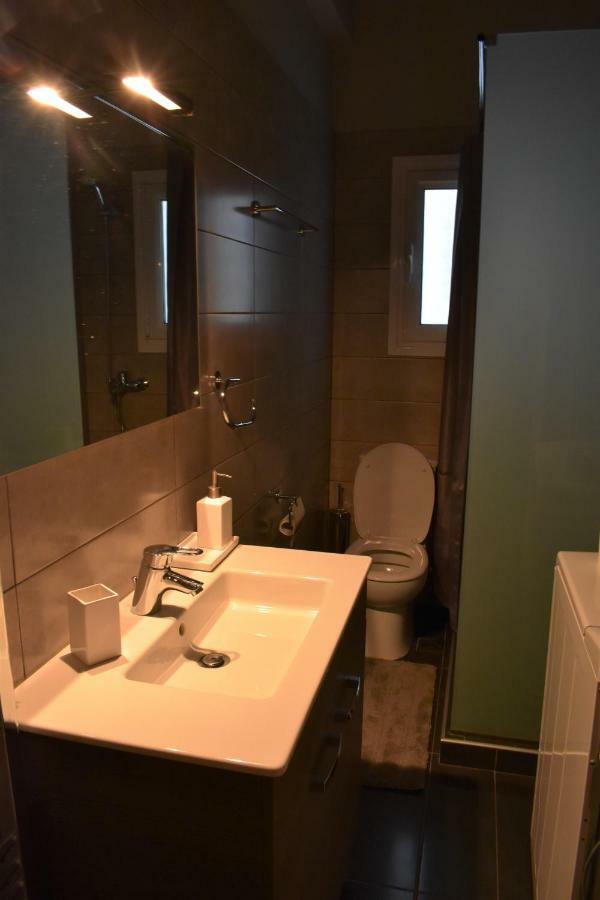 Chic Central Apartment In Evangelismos Metro Station Athen Eksteriør bilde