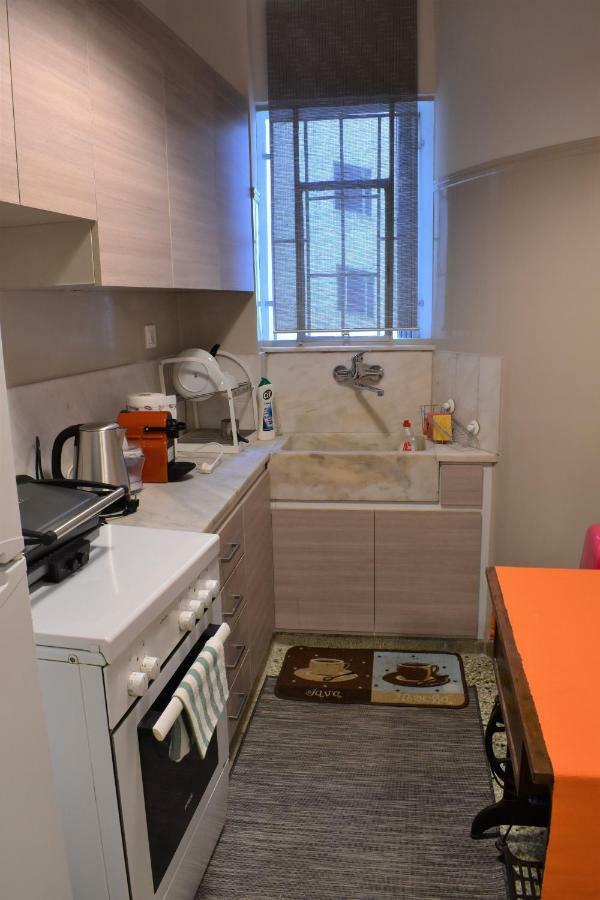 Chic Central Apartment In Evangelismos Metro Station Athen Eksteriør bilde