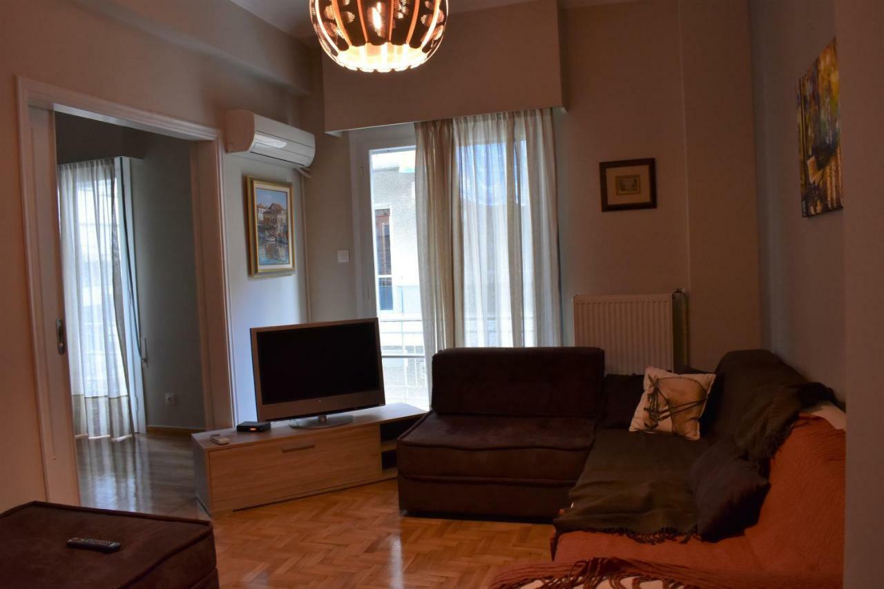 Chic Central Apartment In Evangelismos Metro Station Athen Eksteriør bilde