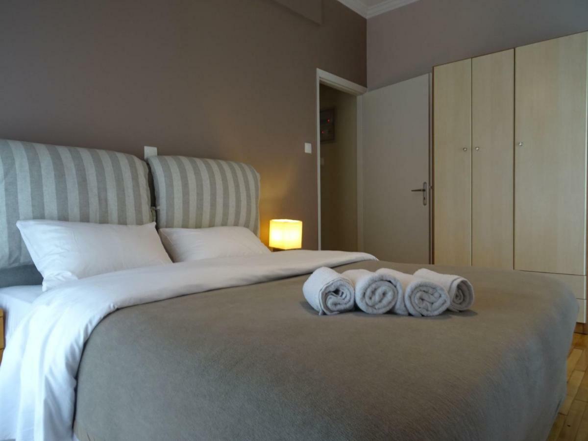 Chic Central Apartment In Evangelismos Metro Station Athen Eksteriør bilde