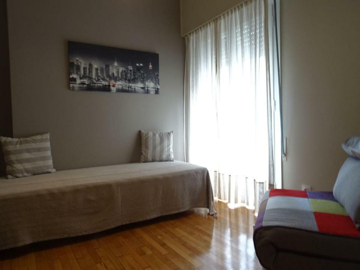 Chic Central Apartment In Evangelismos Metro Station Athen Eksteriør bilde
