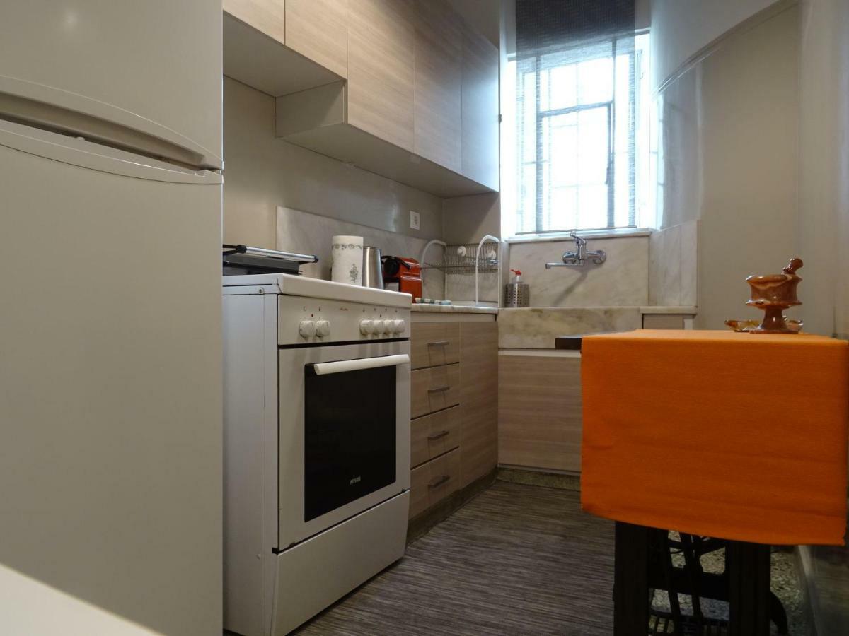 Chic Central Apartment In Evangelismos Metro Station Athen Eksteriør bilde